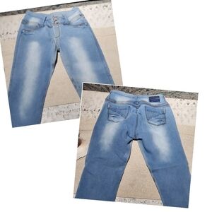 MERCY Light Blue Authentic Skinny Colombian Butt Lift Jeans Size 7 Juniors